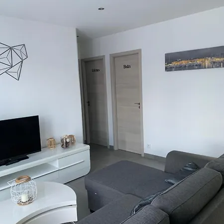 빌라 A 700m De La Plage,villa Famiglia Avec Piscine *