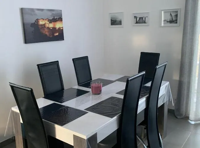 A 700m De La Plage,villa Famiglia Avec Piscine Santa-Lucia-di-Moriani