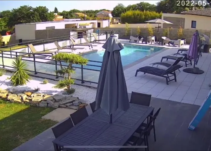 Villa A 700m De La Plage,villa Famiglia Avec Piscine